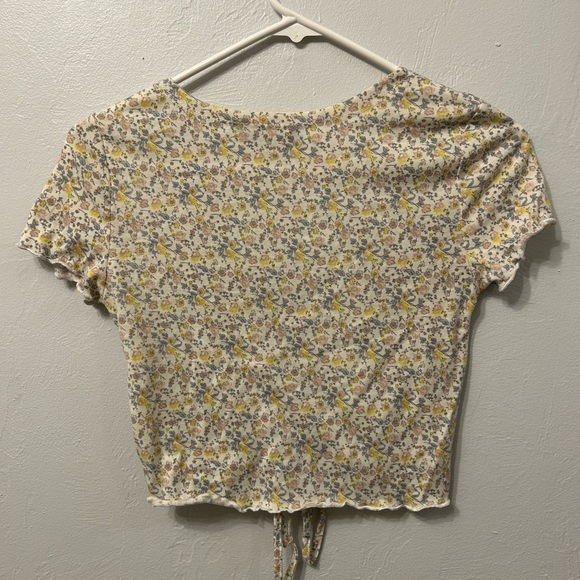 Romwe cropped t-shirt - Picture 2 of 3